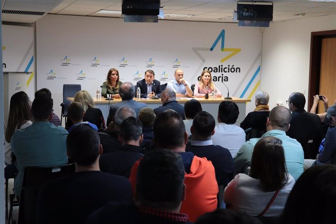 Gladis de León, Alfonso Cabello, Dámaso Arteaga y Juan José Martínez, repiten en