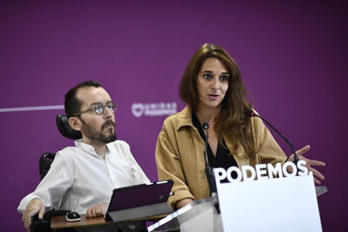 España.- Podemos quiere prohibir que la banca invierta en medios y que dé crédit