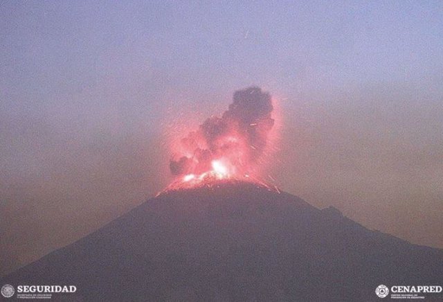El volcán mexicano Popocatépetl registra una nueva explosión