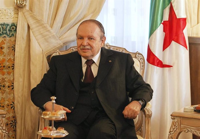 Argelia.- Buteflika prepara su vuelta a Argelia entre llamadas a la unidad de su