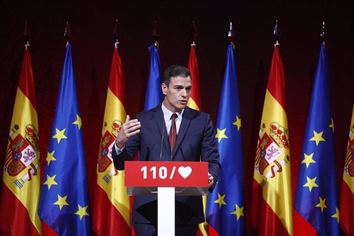 28A.- Sánchez promete un 'Green New Deal' para implantar la transición energétic