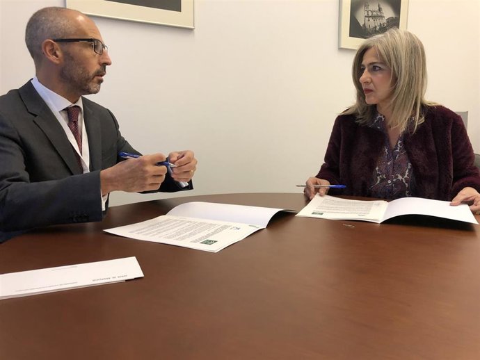 Sevilla.- La Junta y "la Caixa" firman el nuevo convenio de las Atarazanas y pre