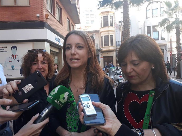 Levy celebra que la Fiscalía se querelle contra Torra: Si quiere pancartas "que 