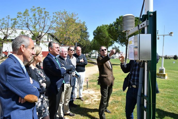 Sevilla.- La Aemet estrena una nueva estación meteorológica en Tomares para mejo