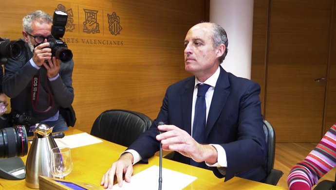 El expresidente de la Comunitat Valenciana, Francisco Camps y Álvaro Pérez (el Bigotes), comparecen en una comisión sobre Taula en las Cortes Valencianas  
