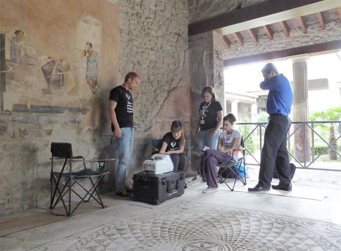 Los antiguos romanos usaron hierro y lava del Vesubio para elaborar mosaicos