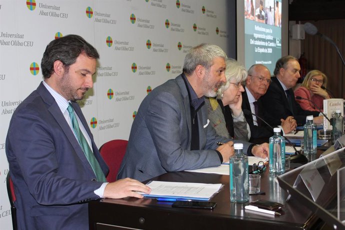 Bosch (SCC) veu una prioritat "un relat dirigit als catalanoparlants"
