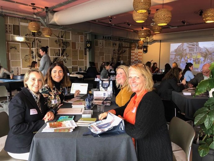 La Fundació Turisme Palma 365 es reuneix en l'Haia  amb 60 operadors turístics 