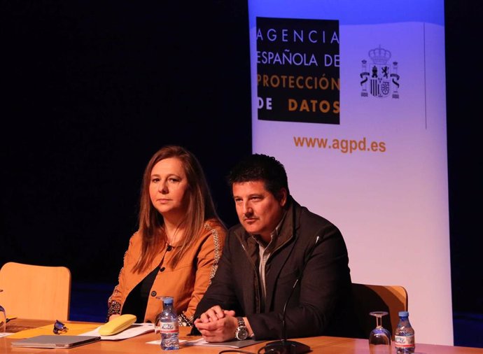Málaga.- La Diputación asistirá a los pueblos más pequeños para el cumplimiento 