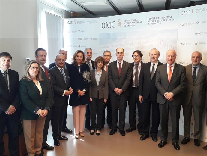 Martín solicita al Ministerio que "escuche a los profesionales de AP" para hacer