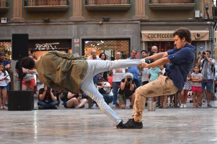 Cultura.- Rambleta lleva la danza a la calle con 'Meeting point', Premio Max 201