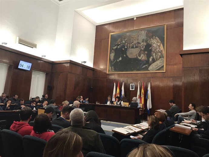 Santander.- Los despidos en la OLA enfrentan a PP y parte de la oposición en el 