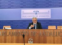 El Defensor del Pueblo Andaluz recibe un 11% más de quejas en 2018 y pide agilizar ayudas al alquiler y renta mínima