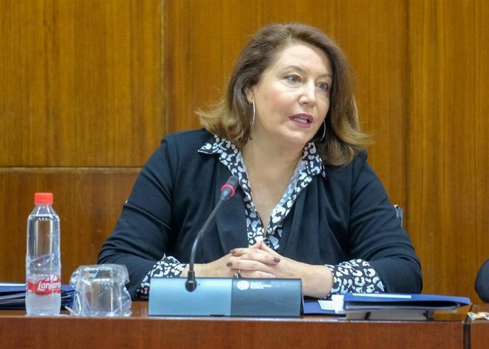 Granada.- La Junta vigilará las macrogranjas pero pide no ser "alarmistas" ni "d