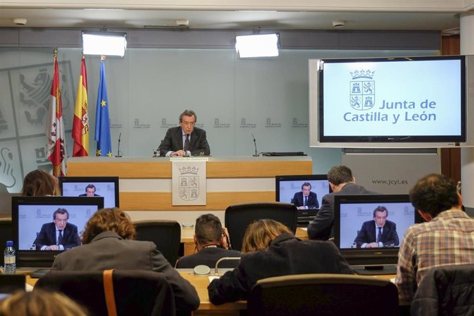 De Sántiago-Juárez ironiza sobre las listas de algunos partidos que "parece que 