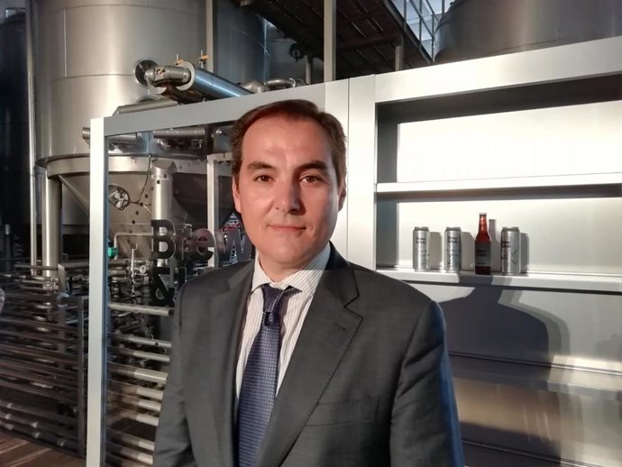 PP-A afirma que Moreno está "encantado" de comparecer en el Parlamento y acusa a