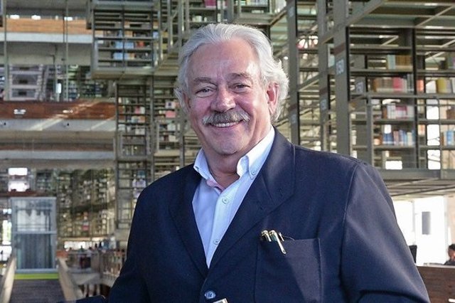 Director de la Academia Mexicana de la Lengua dice que España no tiene que pedir