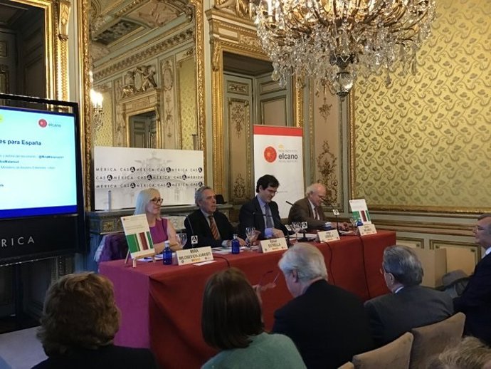 Una experta apunta que Rusia no intervendrá militarmente en Venezuela pero apoya