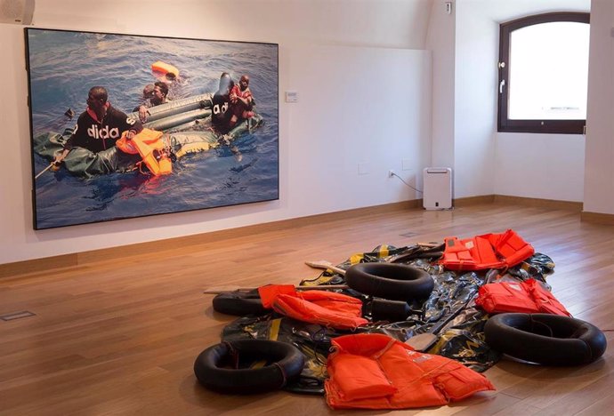 CádizAlDía.- El Baluarte de San Roque de Cádiz acoge la exposición 'Salvavidas F