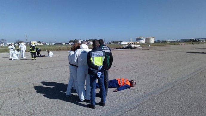 Sevilla.- Más de 125 operativos ensayan en el Aeropuerto mecanismos de respuesta