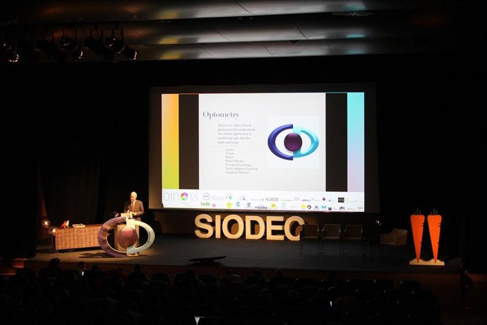 Granada.-Profesionales de 15 países acuden al VI Congreso Internacional sobre Op