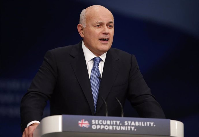 Brexit.- El exlíder 'tory' Duncan Smith defiende que el sucesor de May sea algui