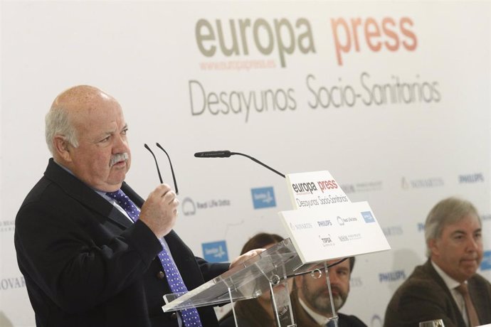 Desayuno Socio-Sanitario de Europa Press con el consejero de Salud de Andalucía