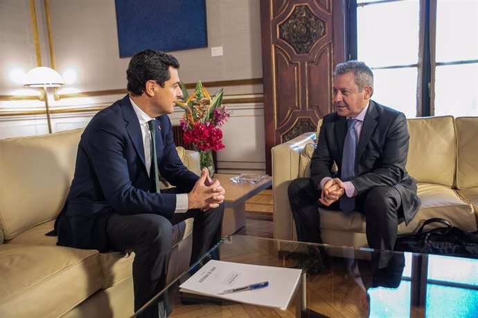 Moreno transmite a Airbus su "firme" compromiso para "seguir potenciando" el sec