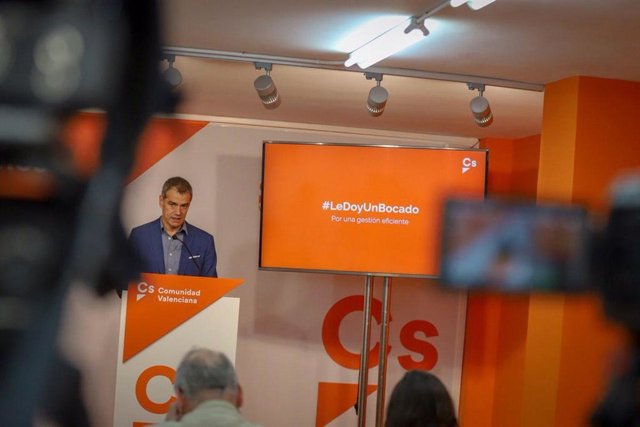 28A.- Cantó Señala Que Al PP "Hay Que Sujetarlo Muy Firme" Para Llegar A Un Pact