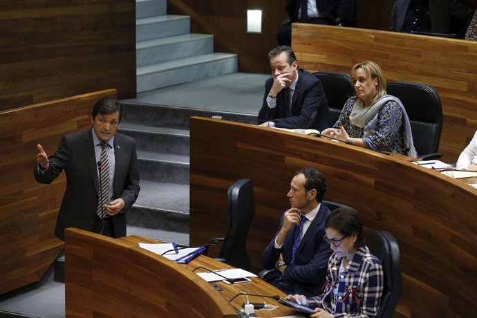 Pleno.- "Usted ha agotado el poco crédito que le quedaba al PSOE en Asturias", r