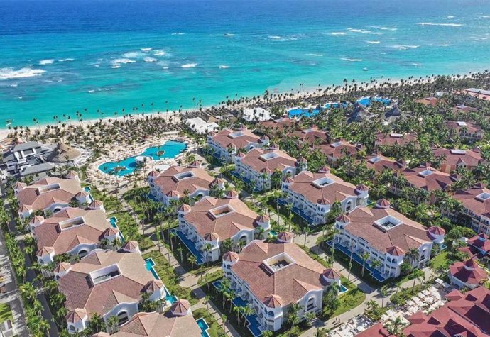 Grupo Piñero inaugura nuevo hotel en República Dominicana tras una reforma de 26
