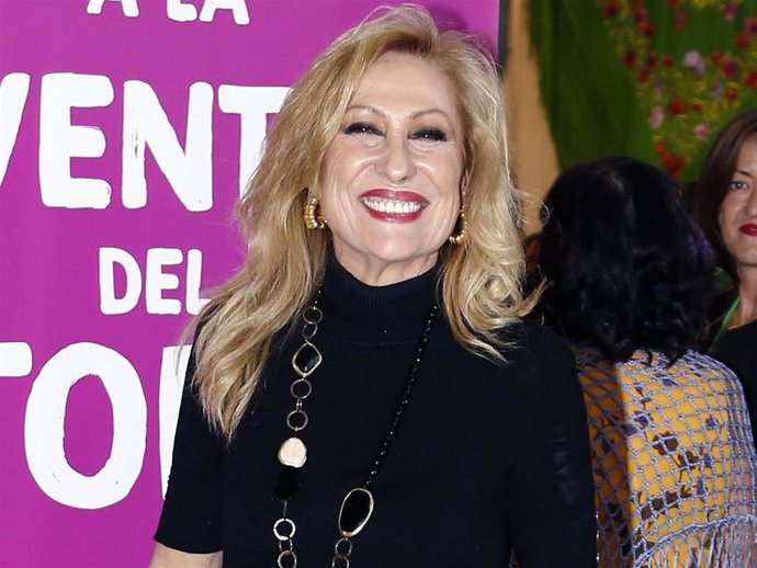 Rosa Benito celebra en sus redes sociales que será de nuevo abuela