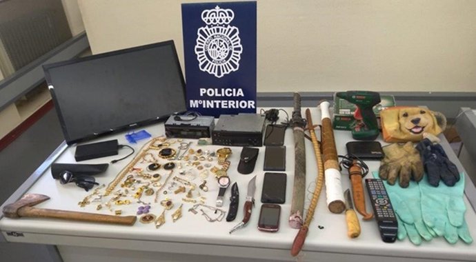 Sucesos.- Detenidos dos jóvenes por robos a la fuerza en establecimientos hostel