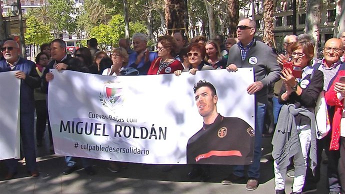 Sevilla.- Sevilla defiende la "inocencia" del bombero investigado por Italia tra