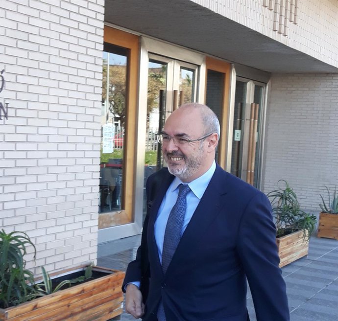 Monzó dice que no tiene ningún conocimiento de ninguna irregularidad en la contr