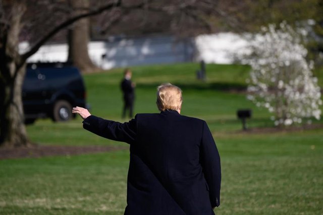 Trump departs White House