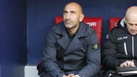 Abelardo: "Jugar al nivel de Huesca no nos dará para ganar al Atlético"
