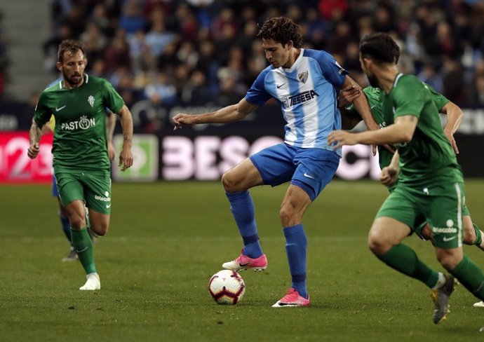 Fútbol/Liga 123.- Leschuk rescata un punto para el Málaga en el tramo final