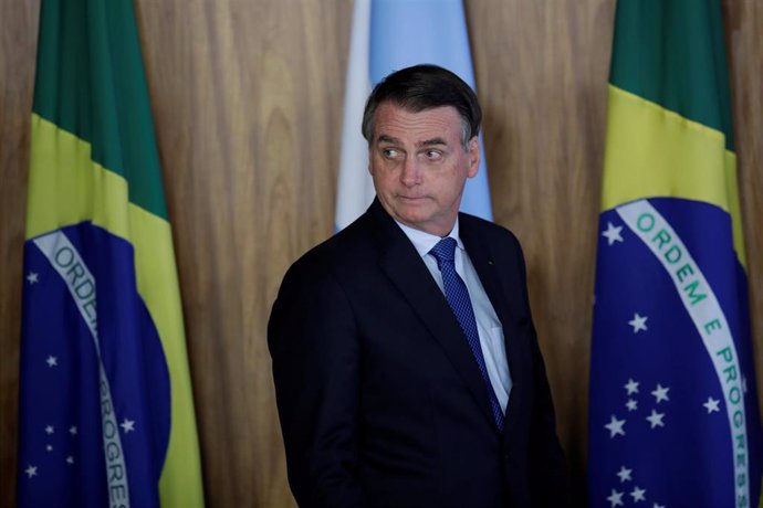 Brasil.- Bolsonaro dice que "cada uno debe responder por sus actos" tras la dete