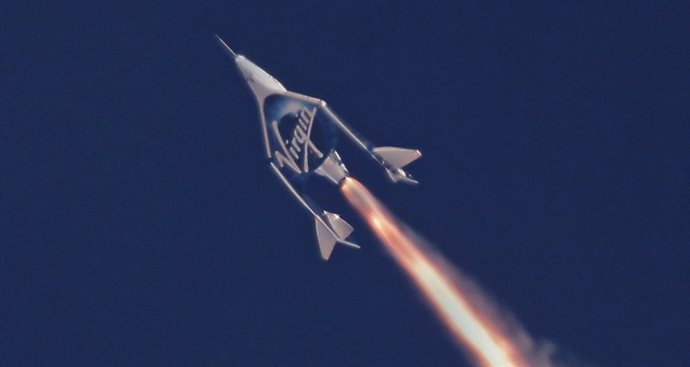VSS Unity lanzada hacia el espacio
