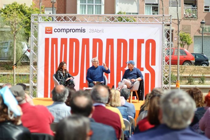 Valencia.- Ribó promete una ordenanza para cubrir el derecho a vivienda, luz y a