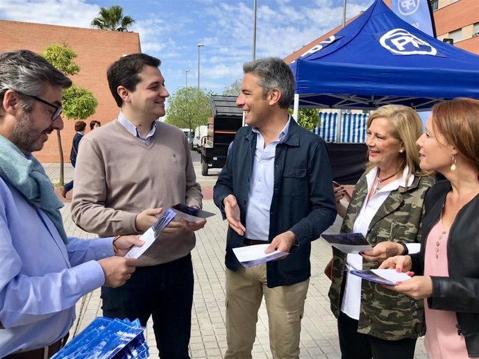 Córdoba.- 28A.- Lorite asegura que los Gobiernos del PP son "garantía de más y m