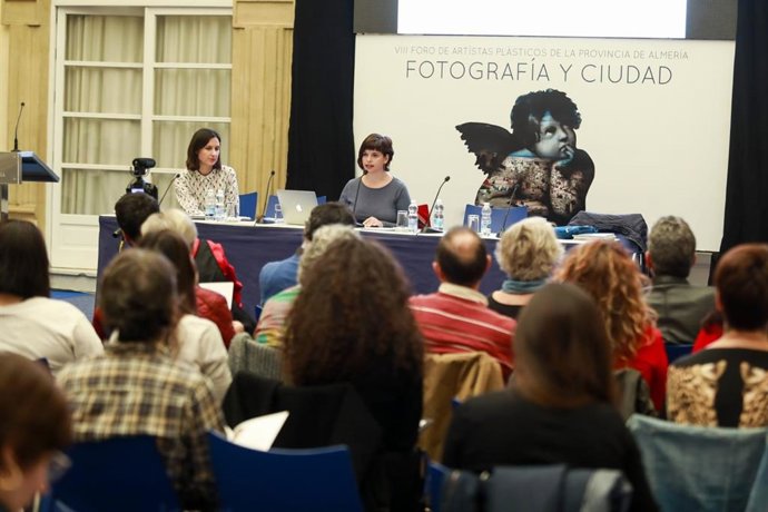 SaboresAlmería.- El Foro de Artistas Plásticos se consolida como espacio de refl
