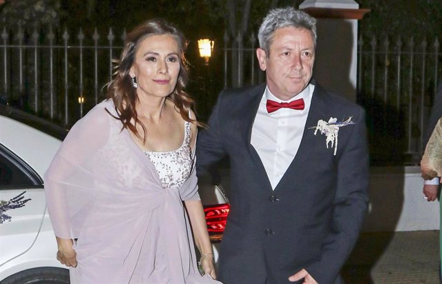 Alonso Guerrero se casa, por tercera vez, con su amor de juventud