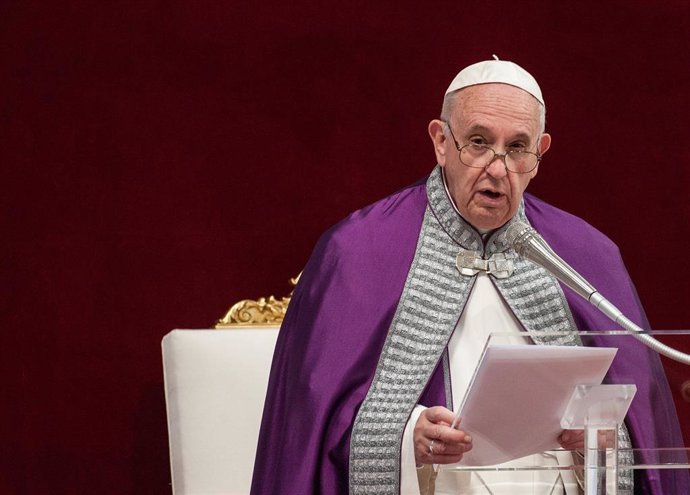 Pope celebrates Penance