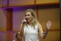 Rosell (Podemos) afirma que es difícil construir un partido cuando les persigue "la mafia"