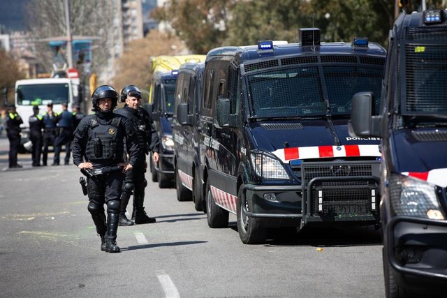 Detenciones antes del acto de Vox 'La España viva' con el presidente del partido