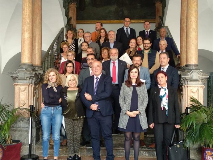 CórdobaÚnica.- La Diputación firma convenios con 17 colectivos sociales por valo