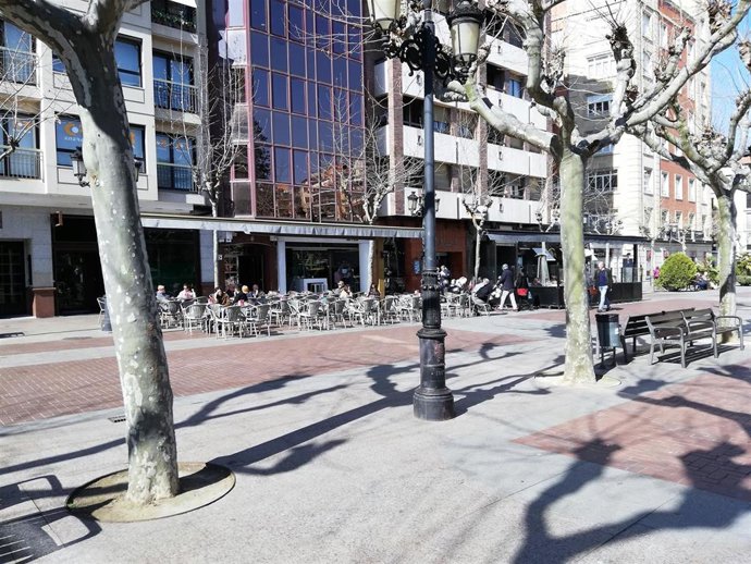 La nueva Ordenanza municipal podrá reducir un 30% la superficie de las terrazas 