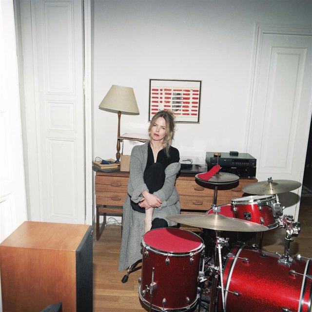 Christina Rosenvinge teje el "hilo argumental" de sus letras en 'Debut': "No se 